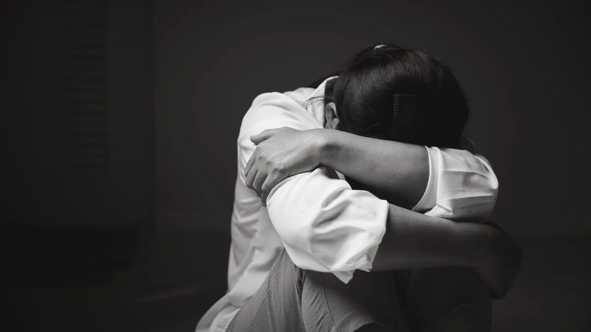 maharashtra-akola-teacher-molests-six-girl-students-shows-obscene-videos-arrested